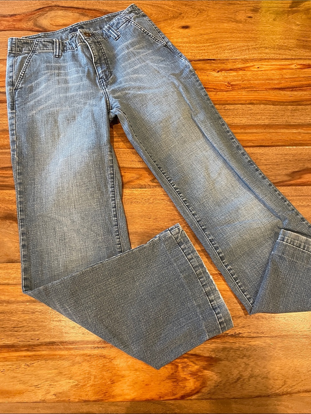 Jag Jeans Straight Leg Jeans in Light Blue Denim